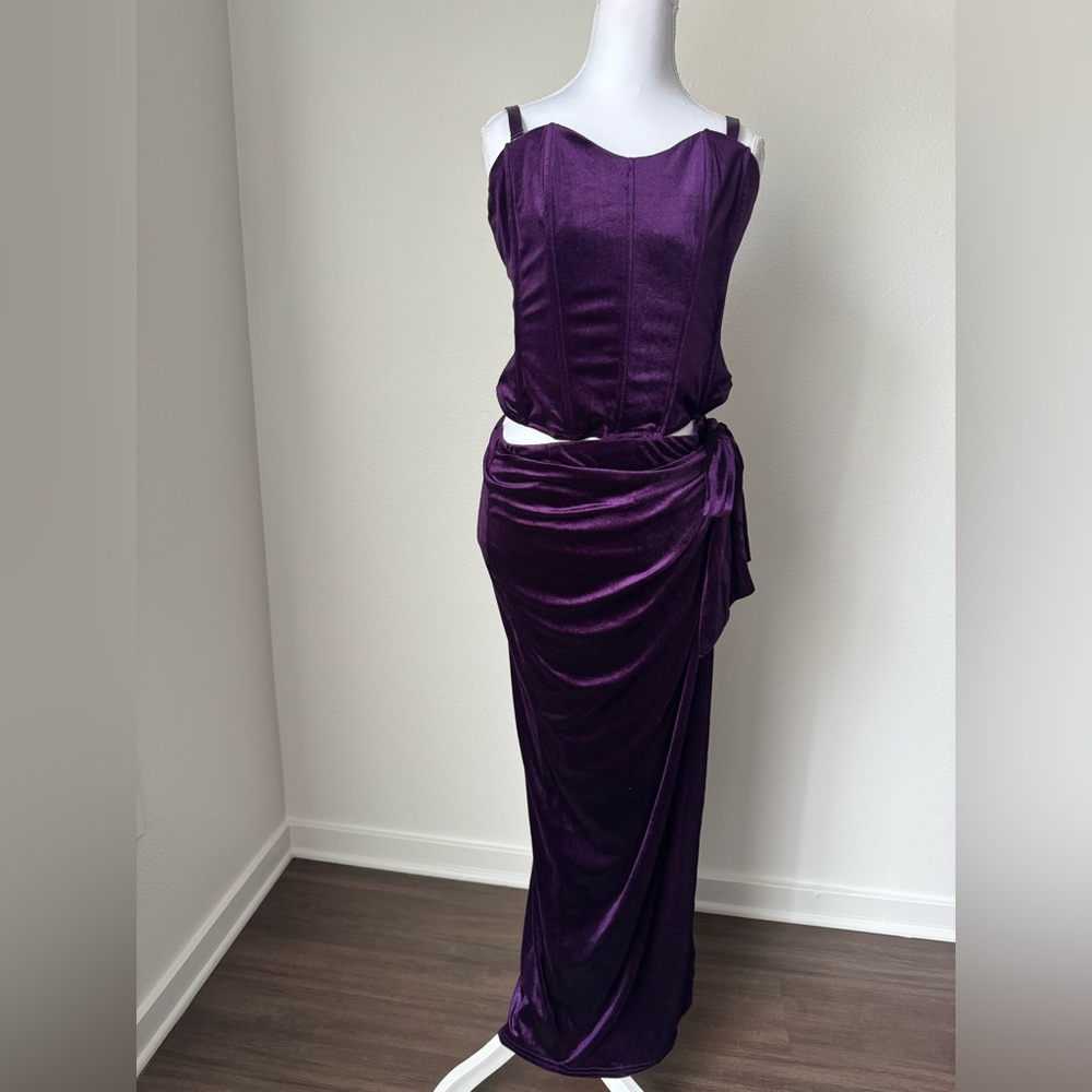 NWT Elegant Purple Velvet Dress 2 piece set corset top maxi skirt medium